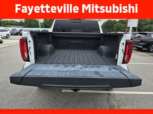 Used 2021 GMC Sierra 1500 SLT AWD/4WD image 18