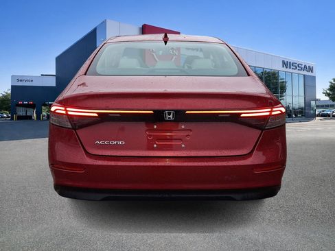 Used 2023 Honda Accord LX image 5