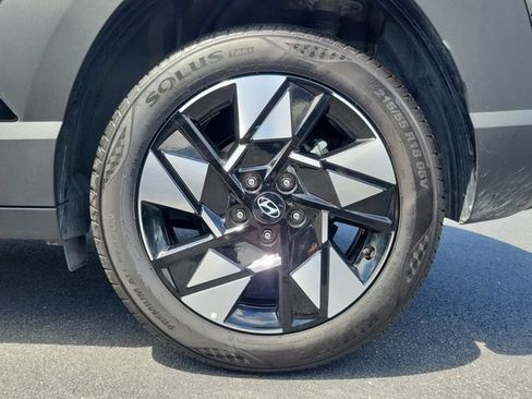 Used 2025 Hyundai Kona SEL FWD image 7