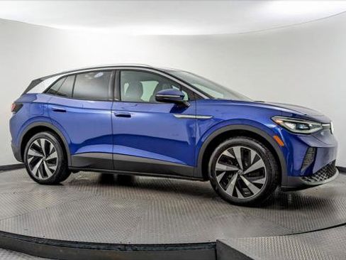 Used 2022 Volkswagen ID.4 Pro S w/ Gradient Package image 11