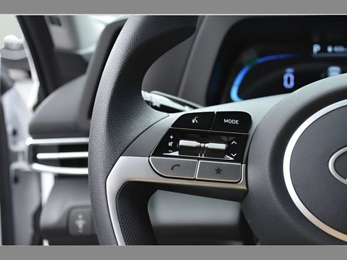 New 2026 Hyundai Elantra SE FWD image 19