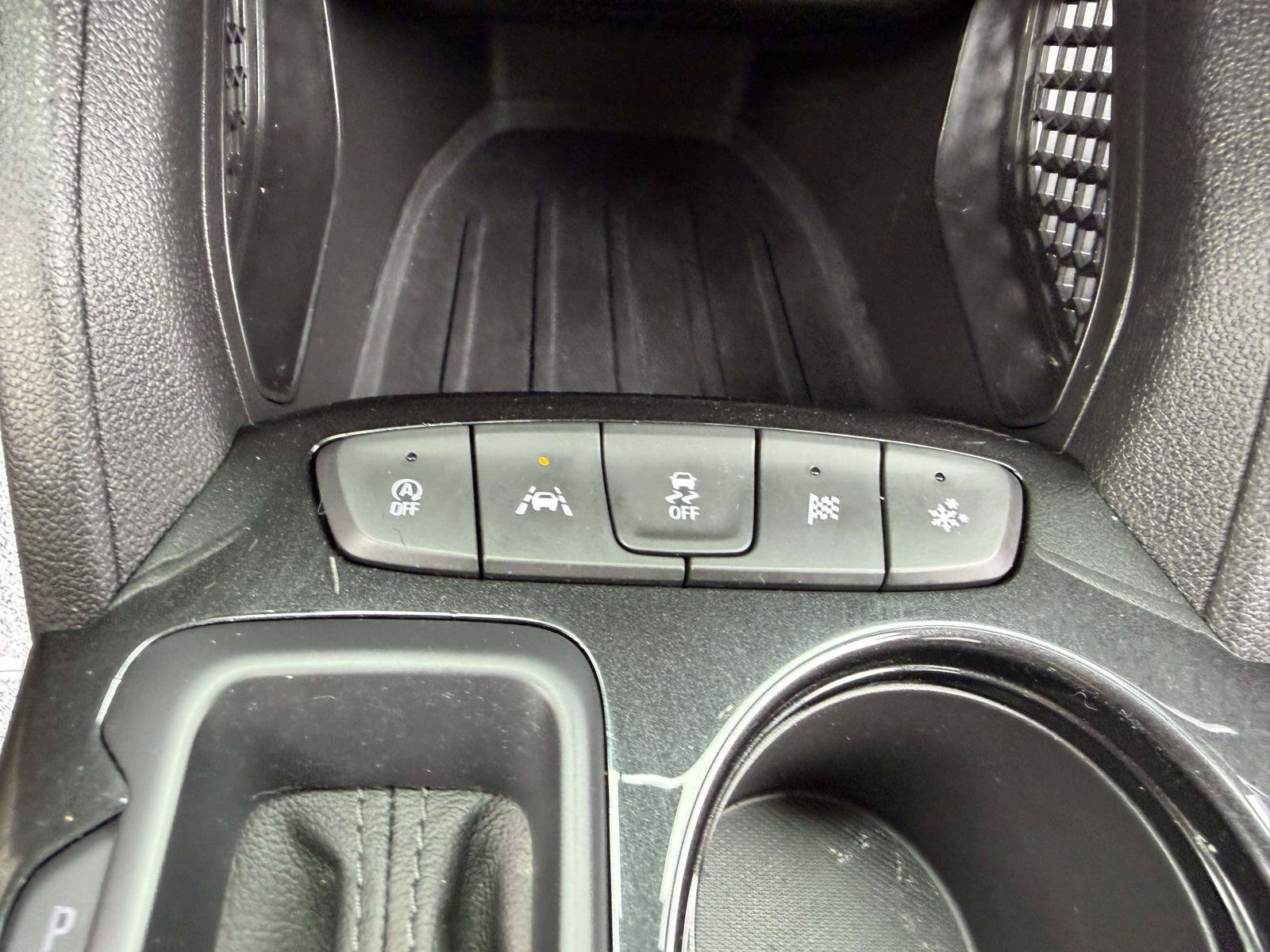 Certified 2022 Chevrolet TrailBlazer LT w/ Confidence II Package FWD image 30