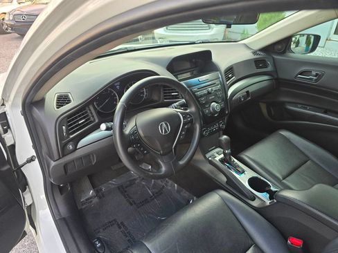 Used 2014 Acura ILX FWD image 11