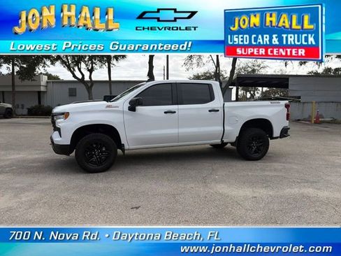 Used 2024 Chevrolet Silverado 1500 LT Trail Boss w/ Convenience Package II image 4