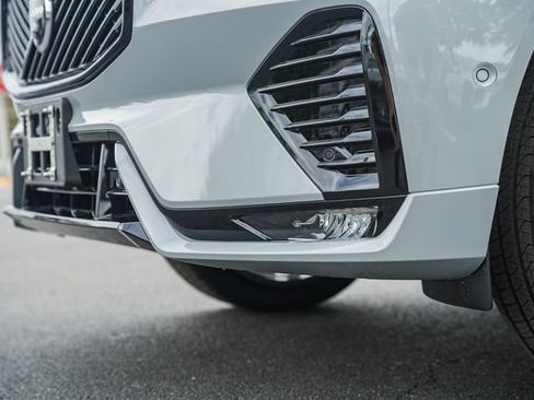 New 2026 Volvo XC60 B5 Ultra w/ Climate Package AWD/4WD image 14
