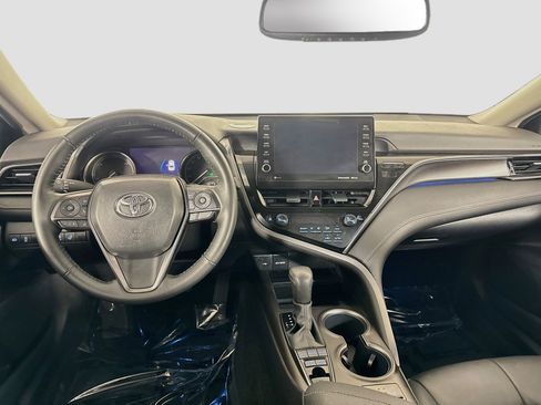 Used 2024 Toyota Camry XSE w/ Cold Weather Package FWD image 17
