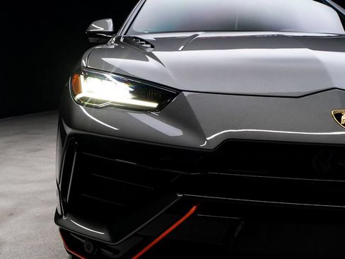 Used 2024 Lamborghini Urus S AWD/4WD image 7