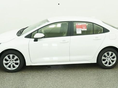 New 2026 Toyota Corolla LE FWD image 3