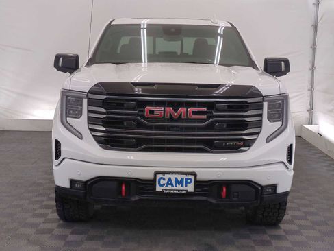 Used 2025 GMC Sierra 1500 AT4 w/ Technology Package image 9