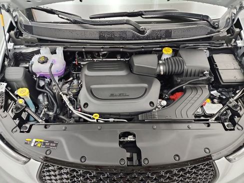 New 2026 Chrysler Pacifica Limited w/ S Appearance Package AWD/4WD image 19