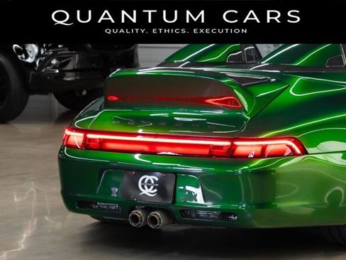 Used 1995 Porsche 911 Carrera RWD image 9