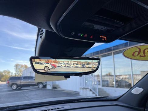 New 2026 Buick Enclave Avenir image 15