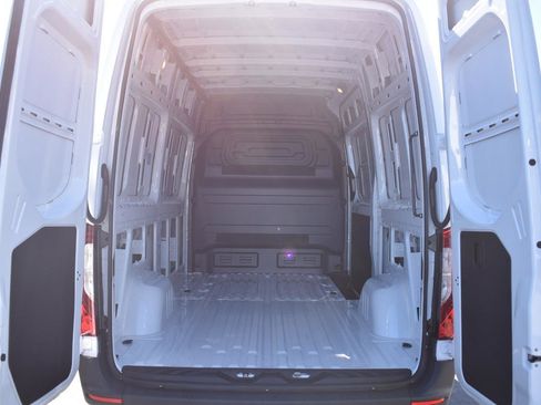 New 2025 Mercedes-Benz Sprinter 2500 image 7