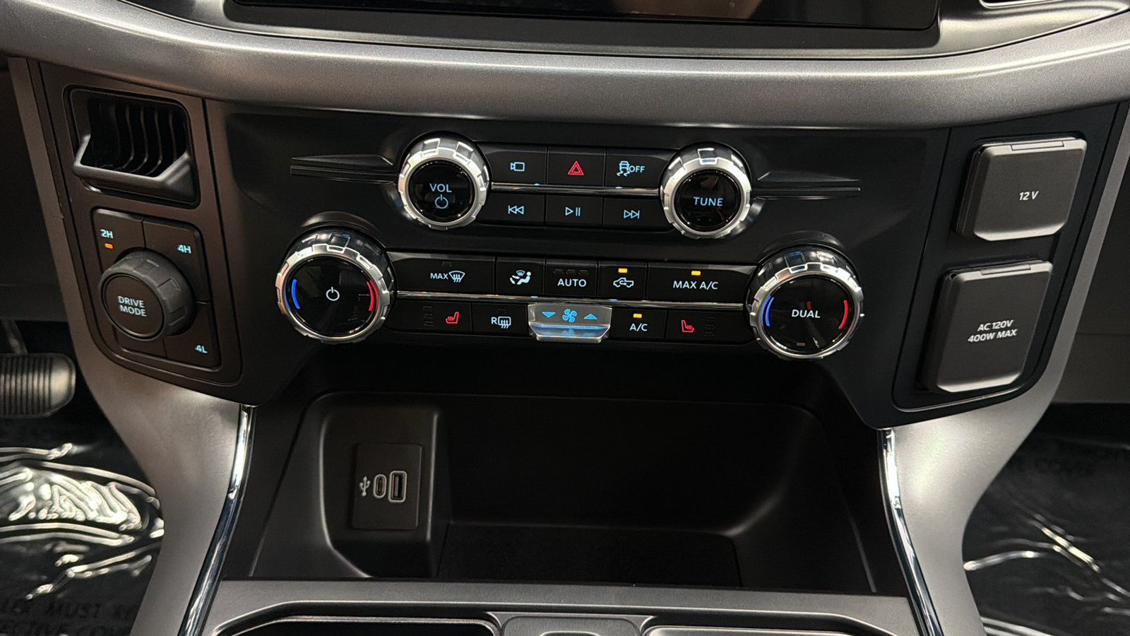 Used 2026 Ford F150 XLT w/ Equipment Group 302A MID AWD/4WD image 23