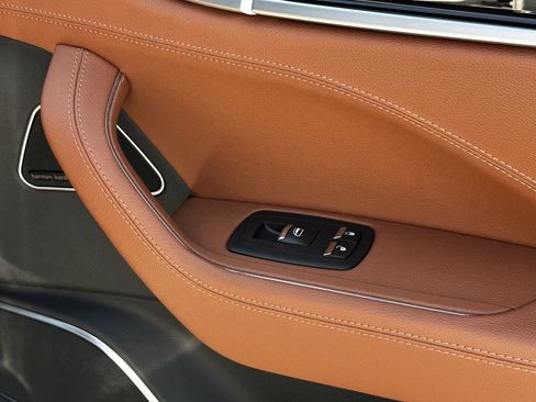 Used 2023 Maserati Levante GT AWD/4WD image 16