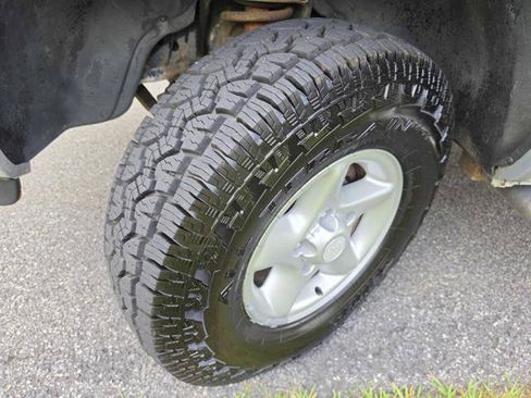 Used 2001 Dodge Ram 1500 Truck 4x4 Quad Cab image 9