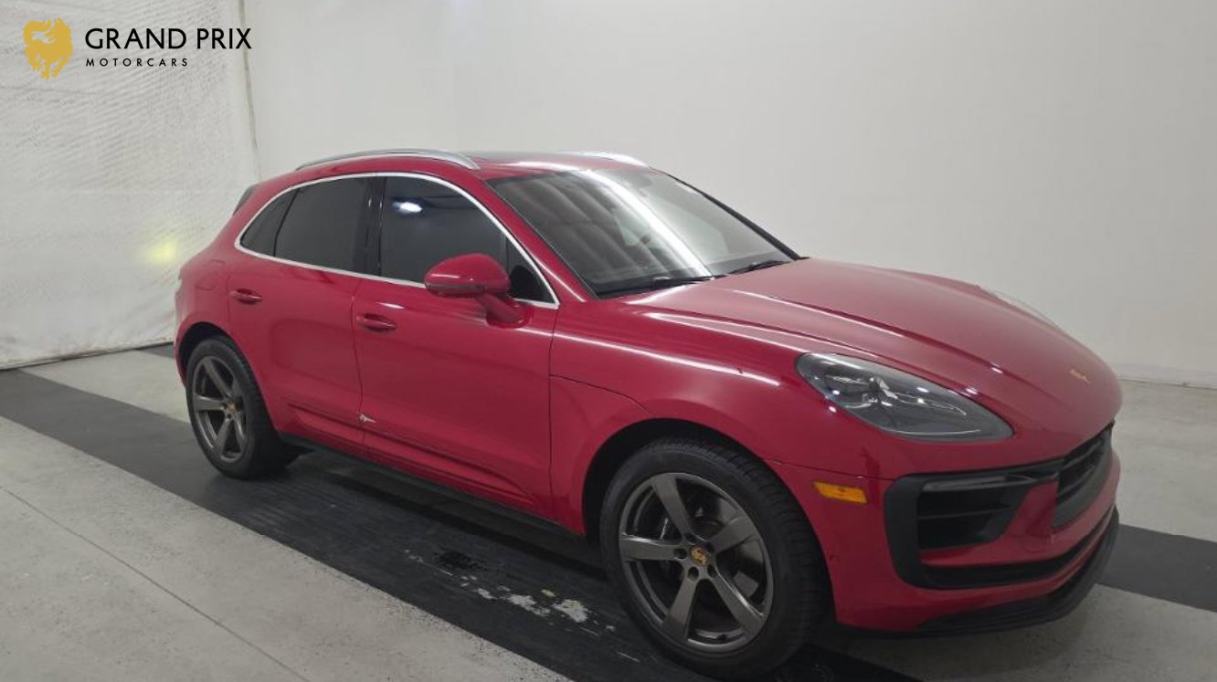 Used 2024 Porsche Macan S w/ Premium Plus Package AWD/4WD image 1