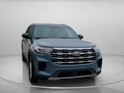 New 2026 Ford Explorer Active image 4