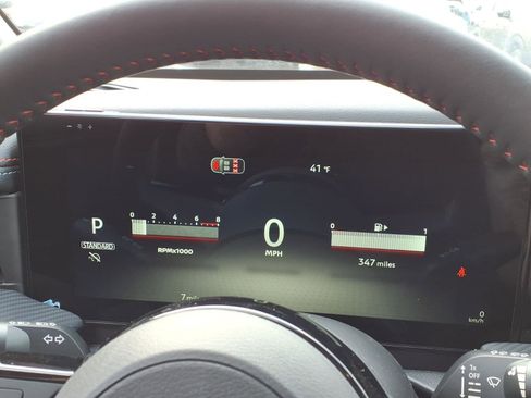 New 2026 Nissan Kicks SR w/ SR Premium Package FWD image 14