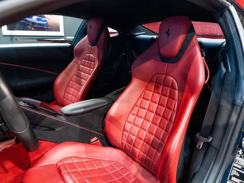 Certified 2022 Ferrari Roma RWD image 4
