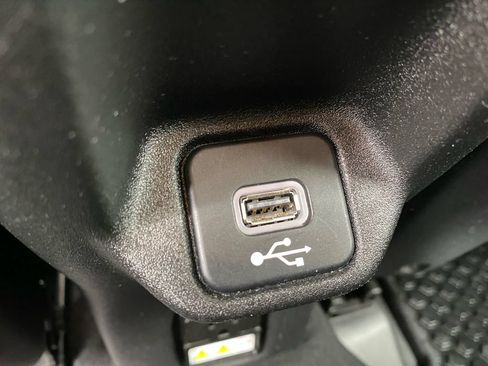 Certified 2018 Jeep Renegade Trailhawk w/ Cold Weather Group II AWD/4WD image 35