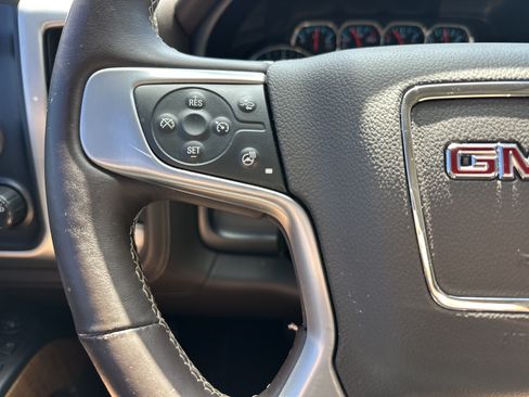Used 2017 GMC Sierra 1500 SLT AWD/4WD image 18