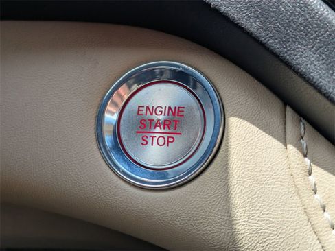 Used 2023 Acura RDX w/ Technology Package image 16