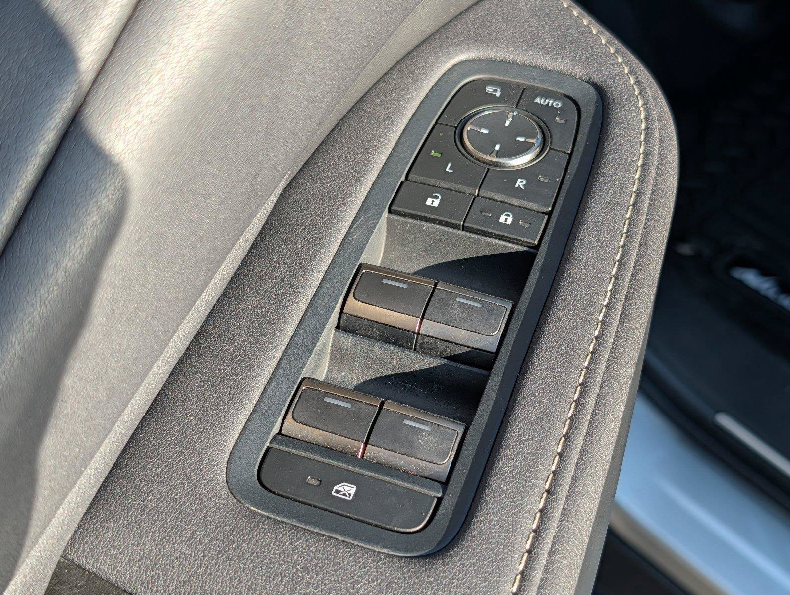 Used 2025 Lexus TX 350 AWD w/ Technology Package image 15