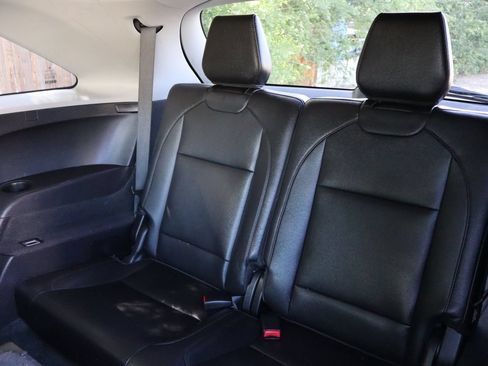 Used 2017 Acura MDX SH-AWD image 21