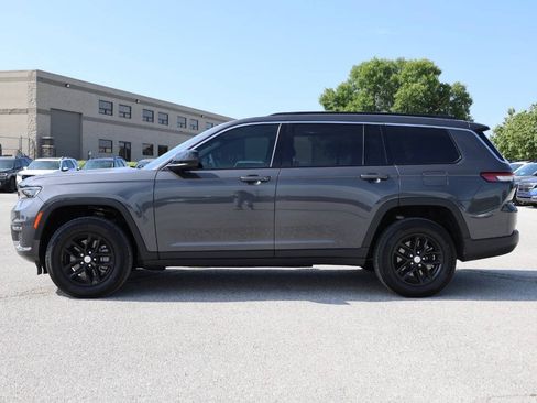 Used 2025 Jeep Grand Cherokee L Laredo w/ Trailer Tow Package AWD/4WD image 8