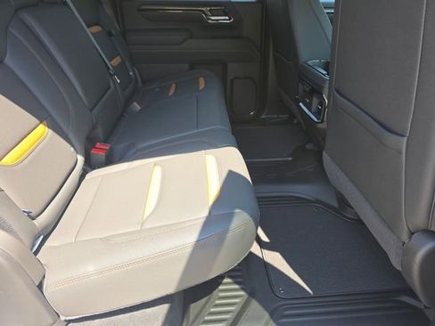 New 2026 GMC Sierra 3500 AT4 w/ Technology Package AWD/4WD image 22
