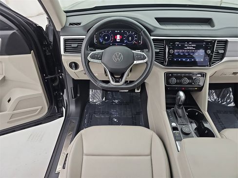 Used 2023 Volkswagen Atlas SEL R-Line image 27