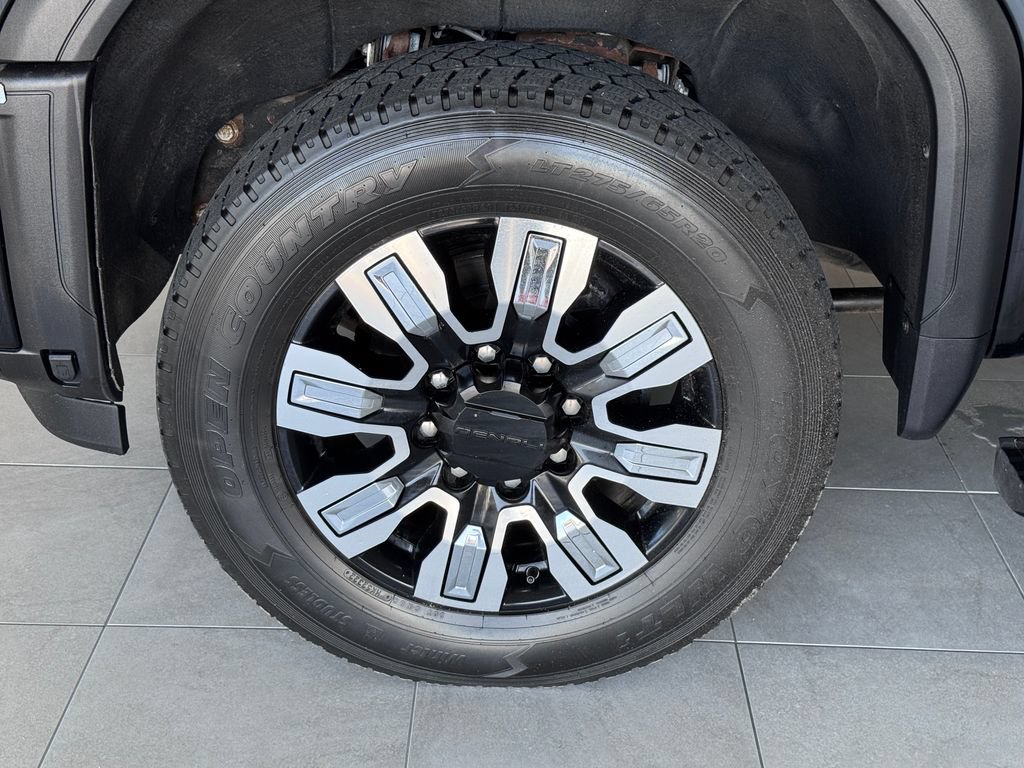 Certified 2024 GMC Sierra 2500 Denali w/ Technology Package AWD/4WD image 4
