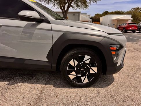 Used 2024 Hyundai Kona SEL FWD image 13