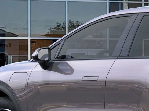 New 2026 Chevrolet Equinox EV LT image 12