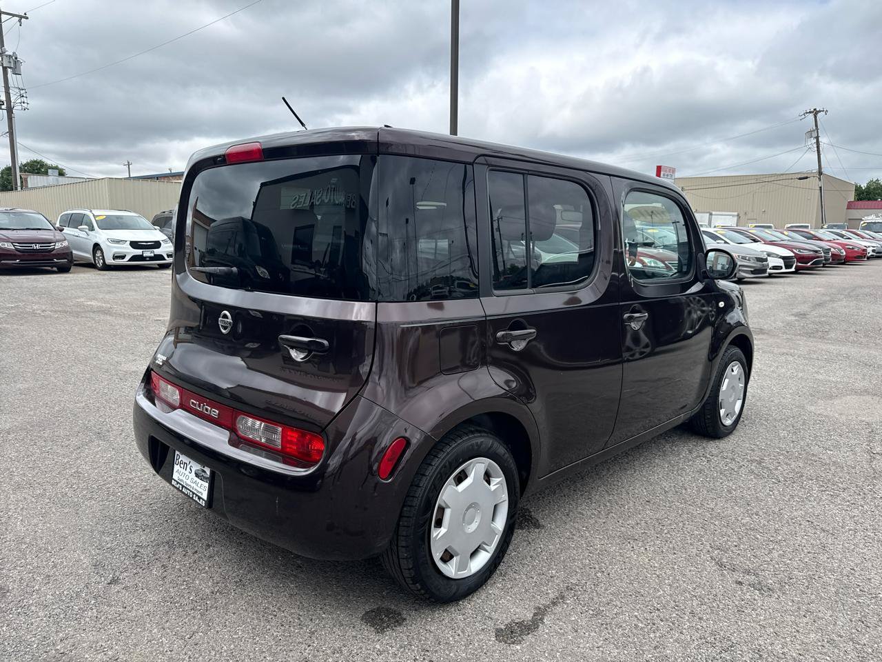 Used 2011 Nissan Cube 1.8 S w/ Interior Designer Pkg FWD image 6
