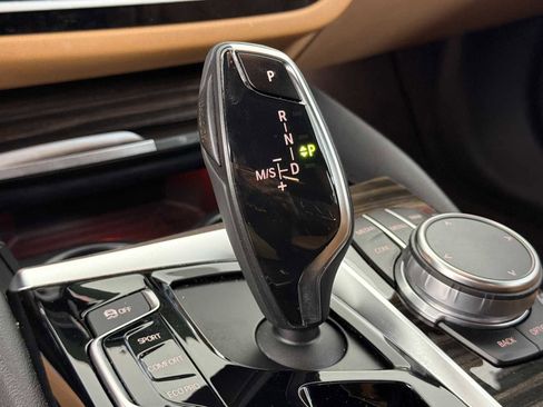 Used 2018 BMW 530i image 35