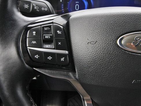 Used 2022 Ford Explorer Platinum w/ Equipment Group 601A RWD image 19