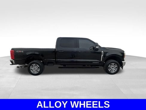 Used 2025 Ford F250 XLT image 3