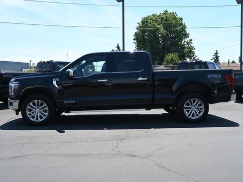 Used 2025 Ford F150 Lariat w/ Equipment Group 501A Mid AWD/4WD image 4
