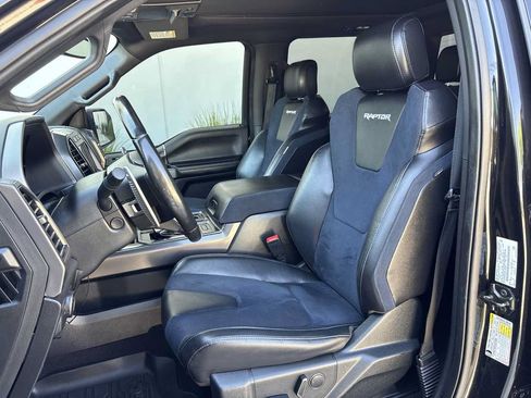 Used 2019 Ford F150 Raptor w/ Equipment Group 802A Luxury AWD/4WD image 19