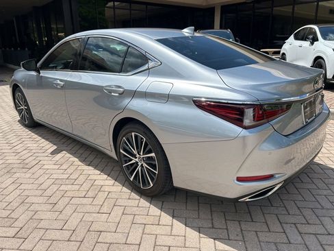 Used 2025 Lexus ES 350 w/ Premium Package FWD image 5
