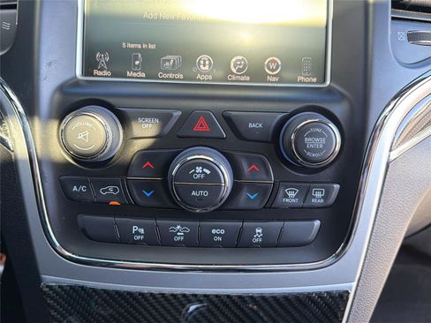 Used 2015 Jeep Grand Cherokee SRT AWD/4WD image 18