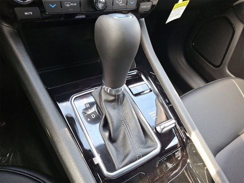 New 2026 Jeep Compass Limited image 7