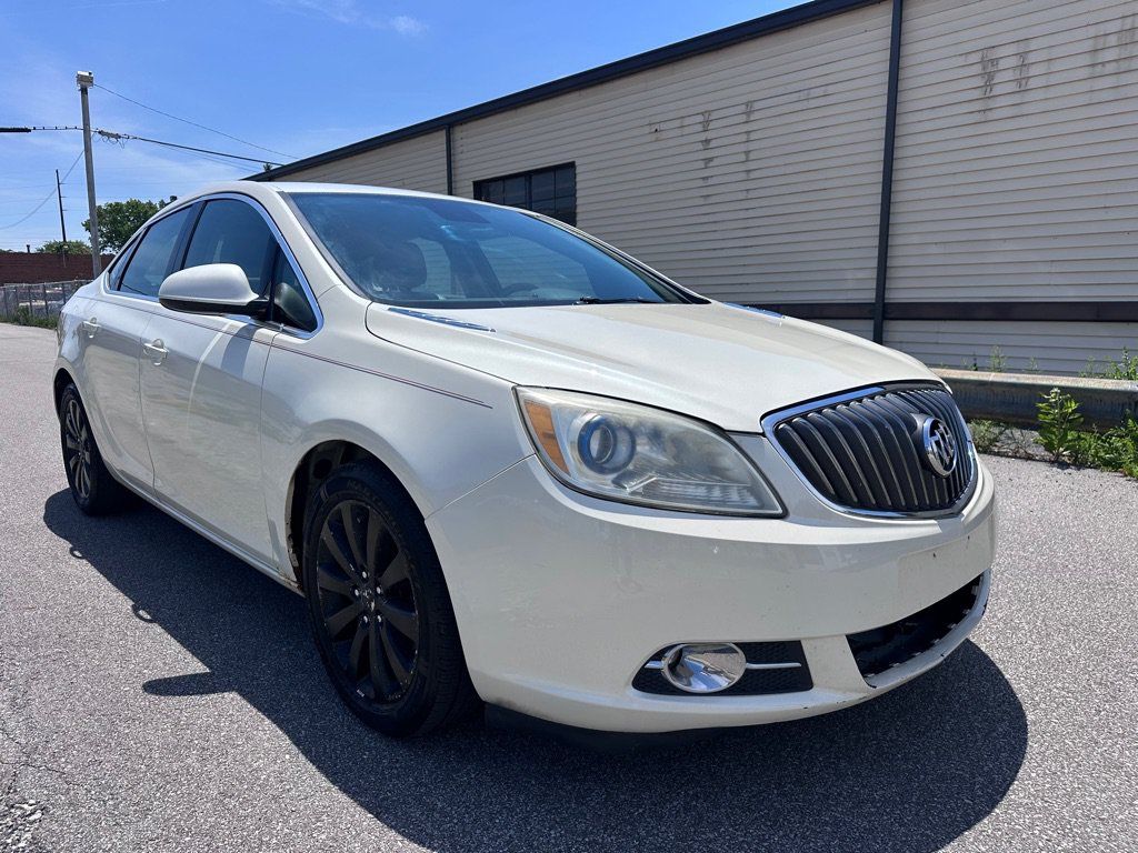 Used 2016 Buick Verano FWD image 1