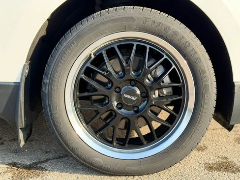 Used 2019 Chevrolet Equinox Premier image 11