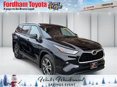 Used 2023 Toyota Highlander XLE