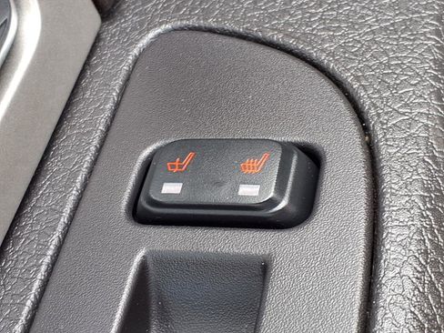 Used 2013 Ford F150 Platinum image 13