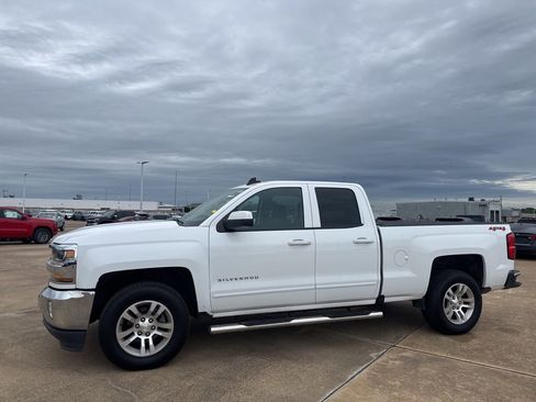 Used 2019 Chevrolet Silverado 1500 LT w/ All Star Edition AWD/4WD image 11