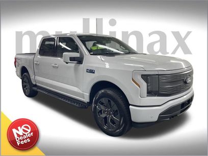 New 2025 Ford F150 Lightning Lariat